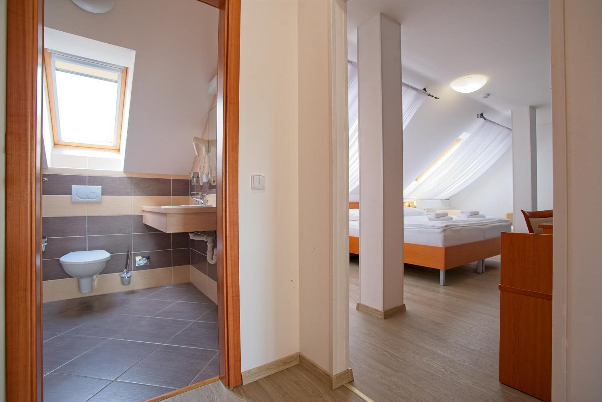 Wine Wellness Hotel Amande Hustopeče Dış mekan fotoğraf